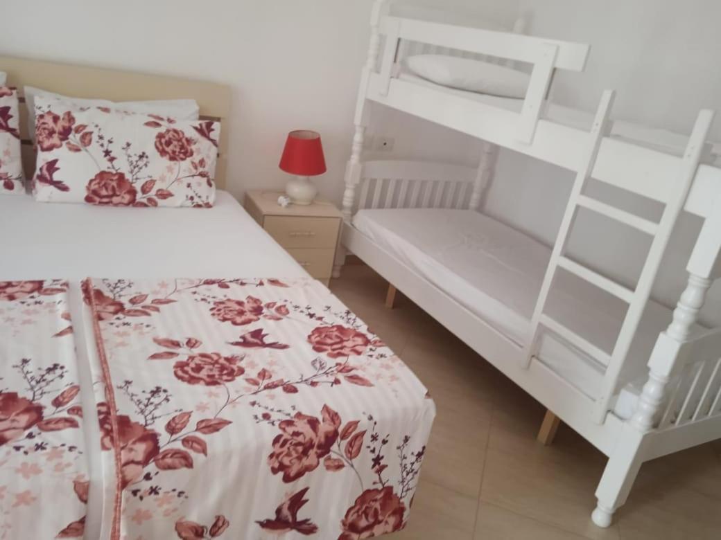 Residence Martin 21 Vlorë 外观 照片